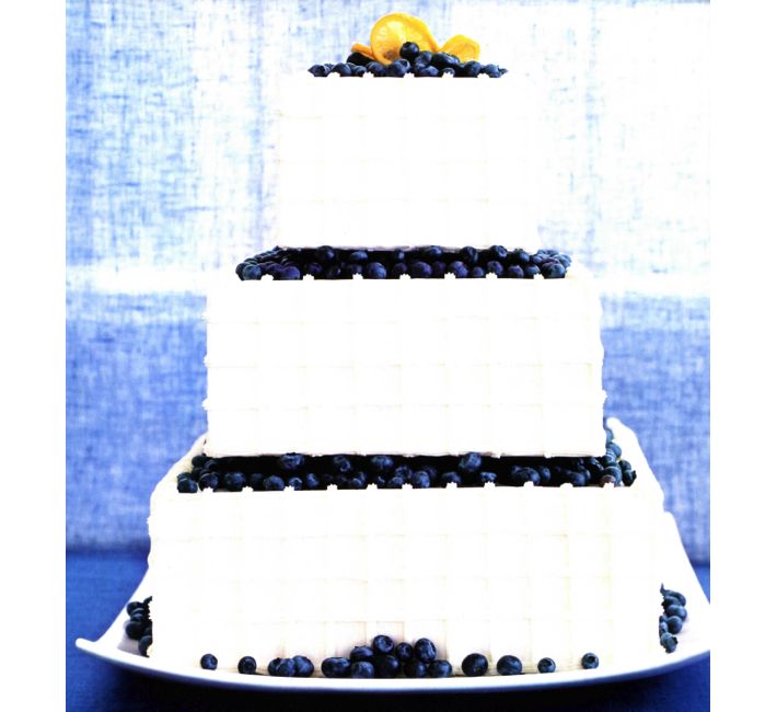 blueberry wedding cake:instyle.001