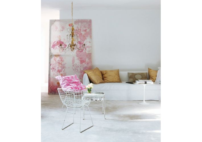 pink and gold living:white walls.001