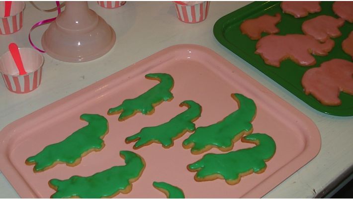 pink & green bday cookies .001
